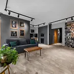 Muranow 14th Floor - 62m2, Parking, Balcony - By Rentujemy