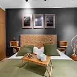 Muranow 14th Floor - 62m2, Parking, Balcony - By Rentujemy Lägenhet Warszawa