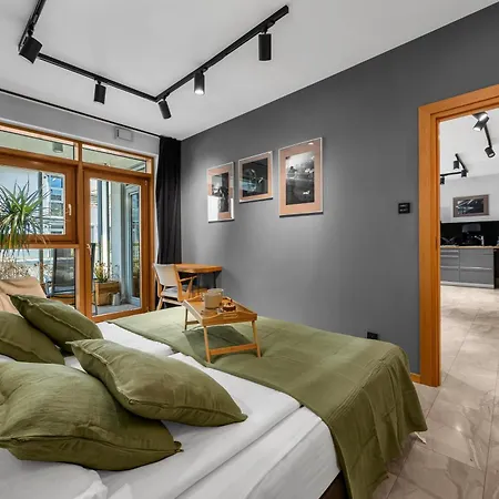 Muranow 14th Floor - 62m2, Parking, Balcony - By Rentujemy Apartment Warsaw