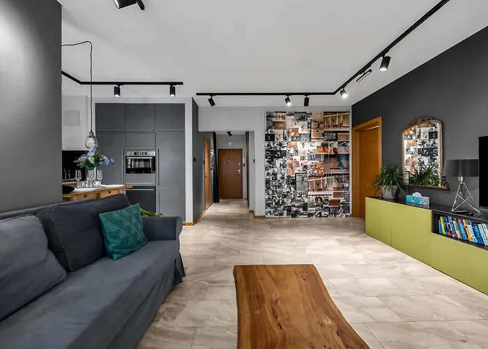 Muranow 14th Floor - 62m2, Parking, Balcony - By Rentujemy Apartment Warsaw