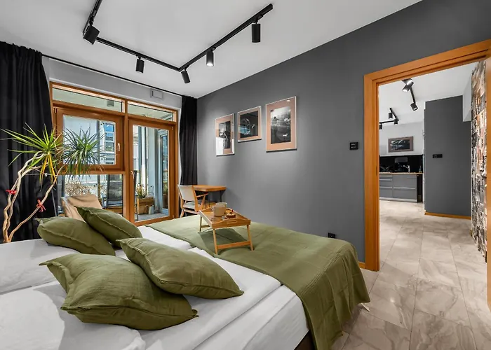 Muranow 14th Floor - 62m2, Parking, Balcony - By Rentujemy Apartment Warsaw