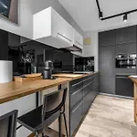 Appartamento Muranow 14th Floor - 62m2, Parking, Balcony - By Rentujemy