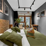 Muranow 14th Floor - 62m2, Parking, Balcony - By Rentujemy Appartamento *